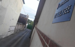【法语新闻速递】一男子因使用瓦斯罐威胁警察被判入狱十个月
