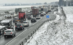 【法语新闻速递】天气预报:停电、道路封闭...下雪的时候烦心事怎么会这么多?