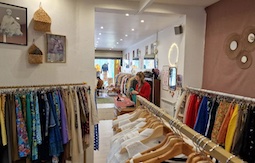 【法国新闻速递】以租代买的服装店